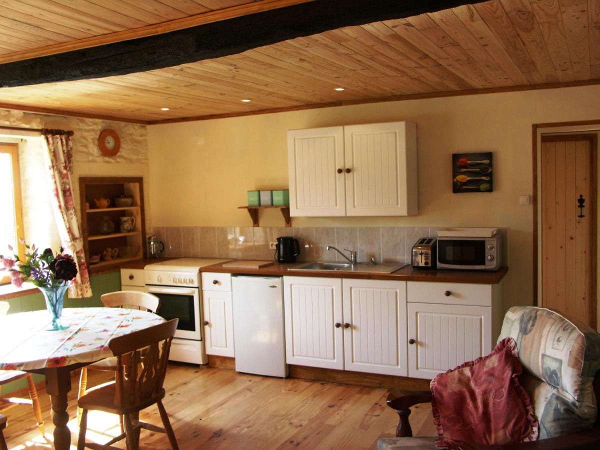 Chalet De Rose Moutier-Malcard Luaran gambar